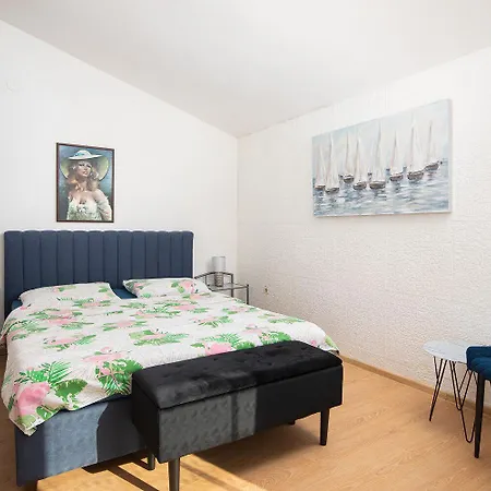 Ankica Apartment *