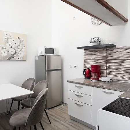Ankica Apartment *